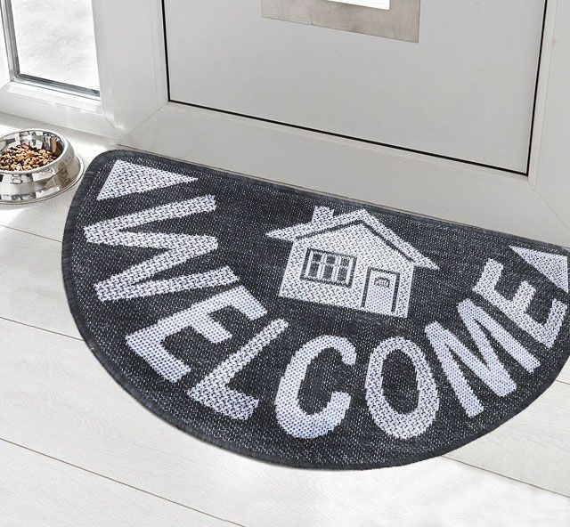 Dywaniki pod drzwi wejściowe – pierwsze wrażenie ma znaczenie